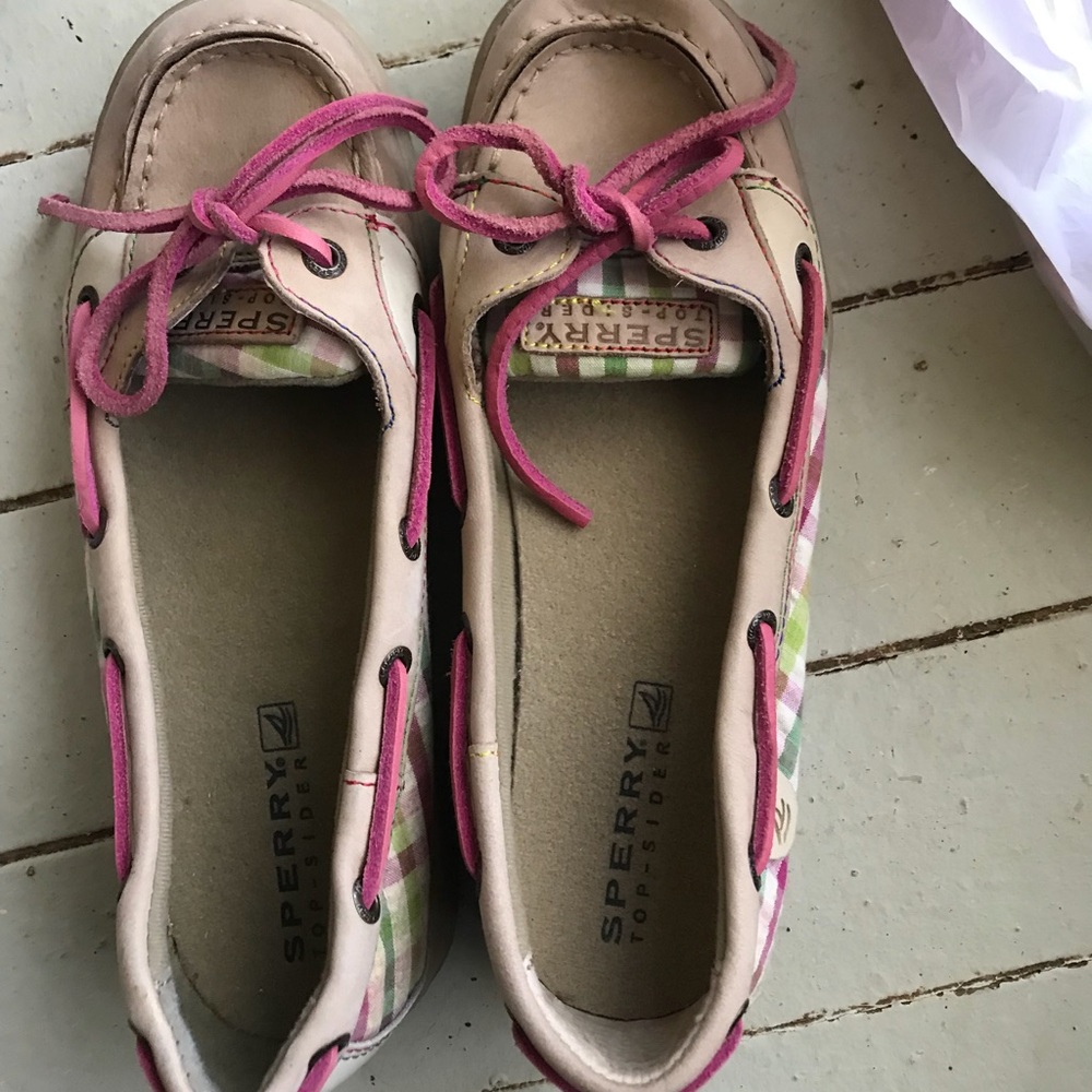 Girl sperrys SOLD